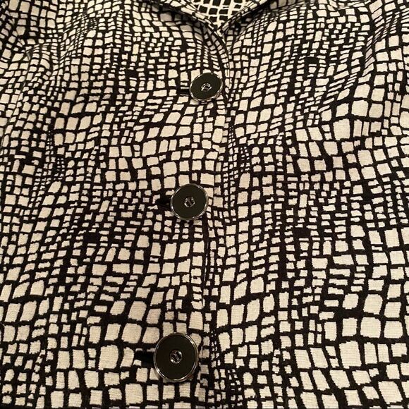 Chico’s Blazer Black/White Sz Large 3/4 Length Sleeve - Picture 2 of 13